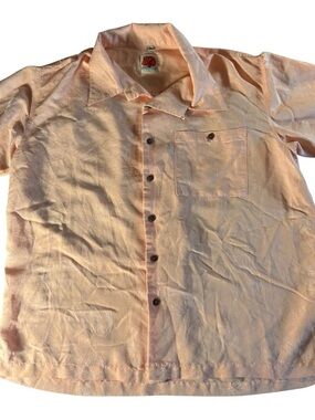Casual Short-Sleeve Peach Button-Up Shirt